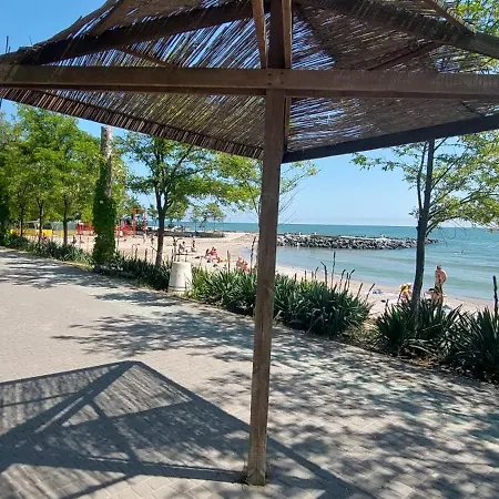 Apartment уютная у моря Odesa